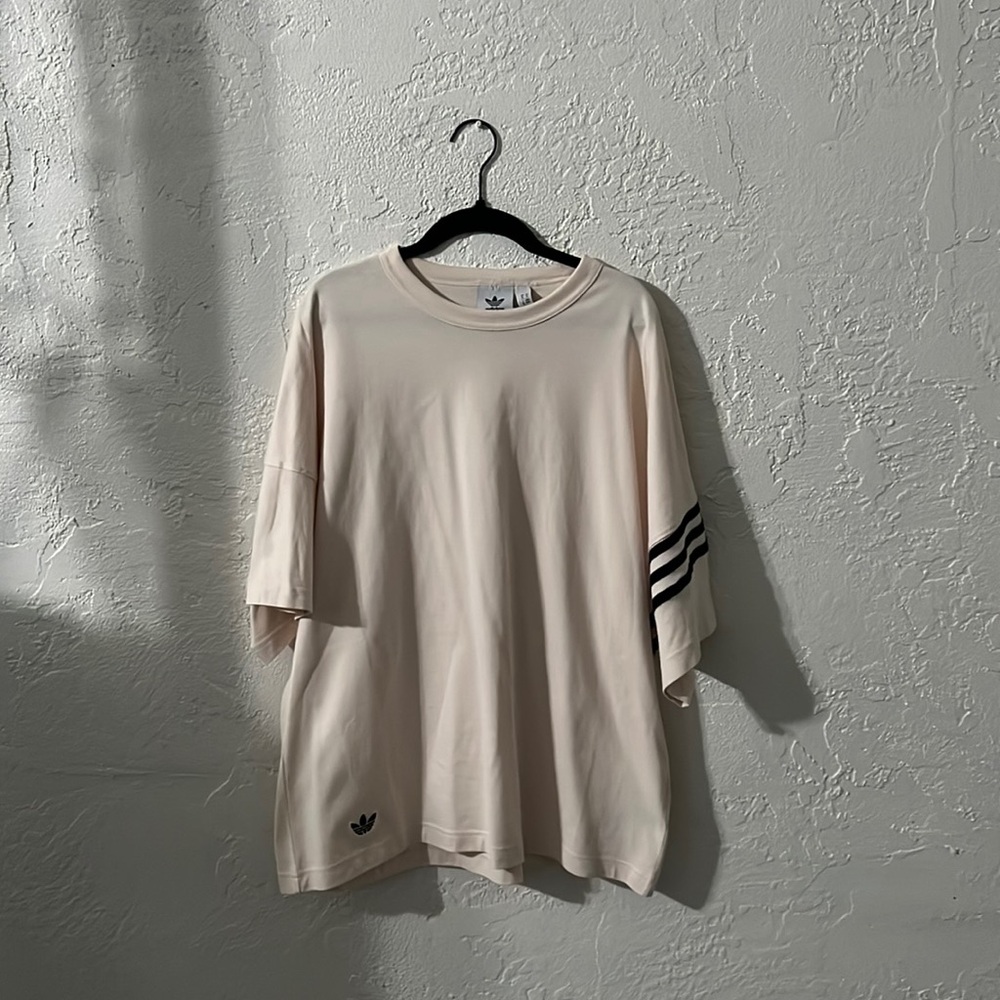 Adidas oversized shirt